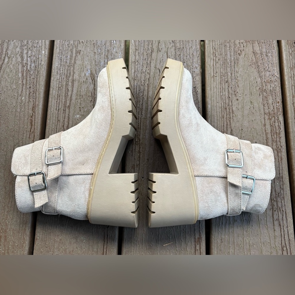 Madden Girl Frost Ankle Boots Size 7 - Picture 6 of 9